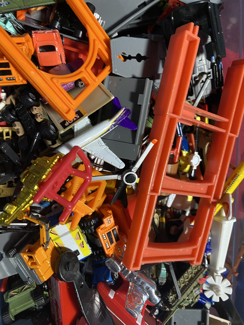 Hotwheels and older micro machines play sets - photo 5