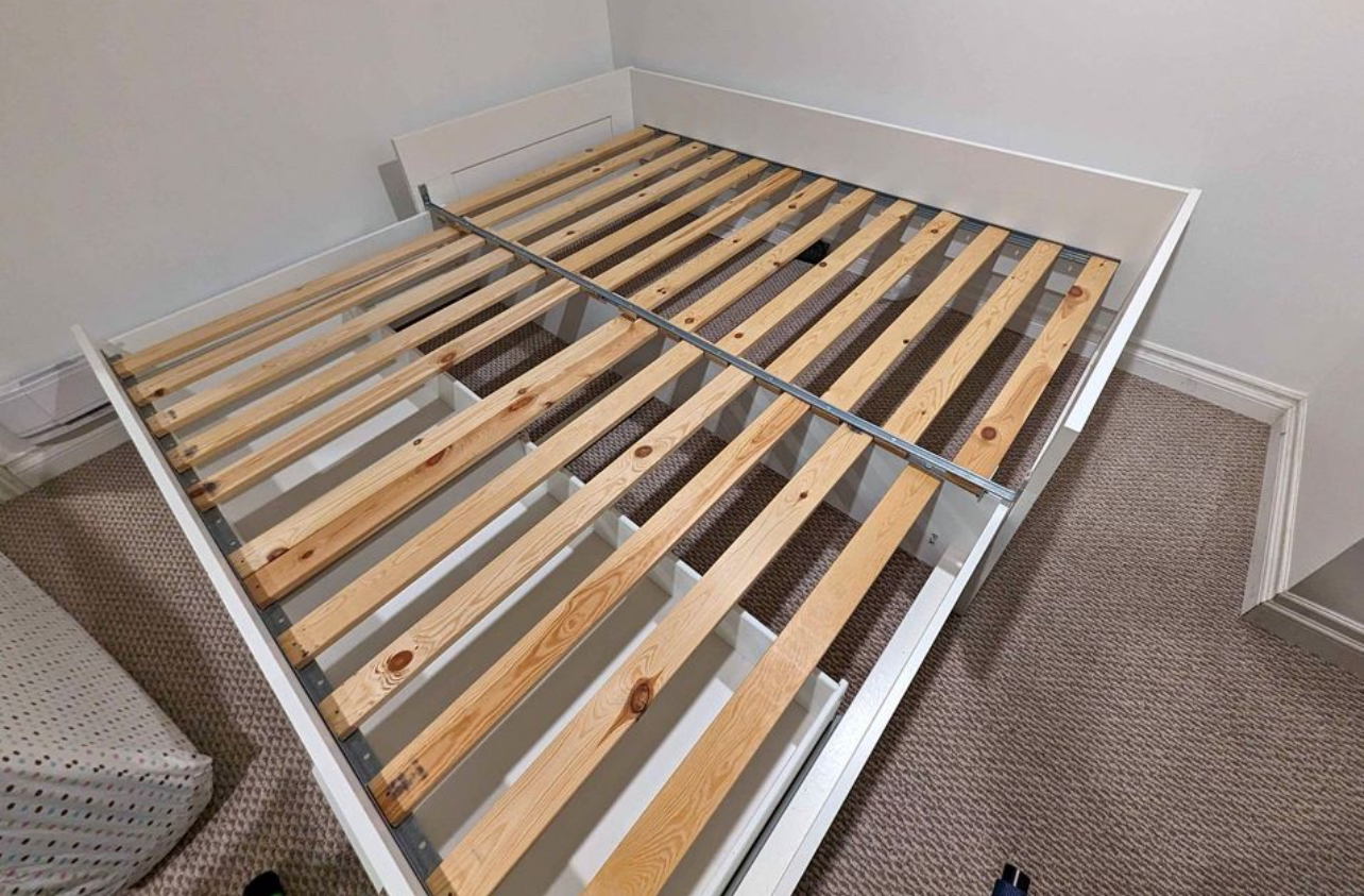 Trundle bed