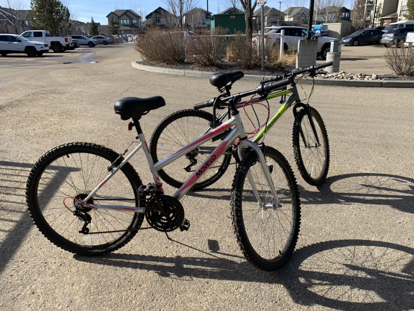 2 X Movelo Mountain Bikes 26” - For Sale - photo 2