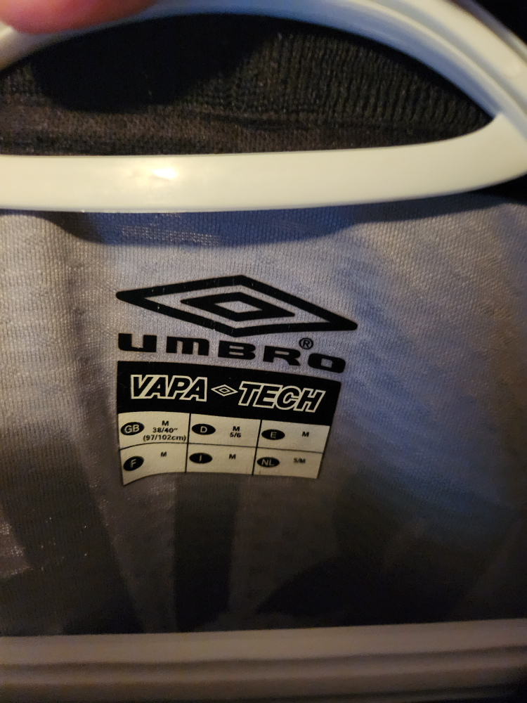 Manchester United Umbro England soccer jersey image indicator(3)