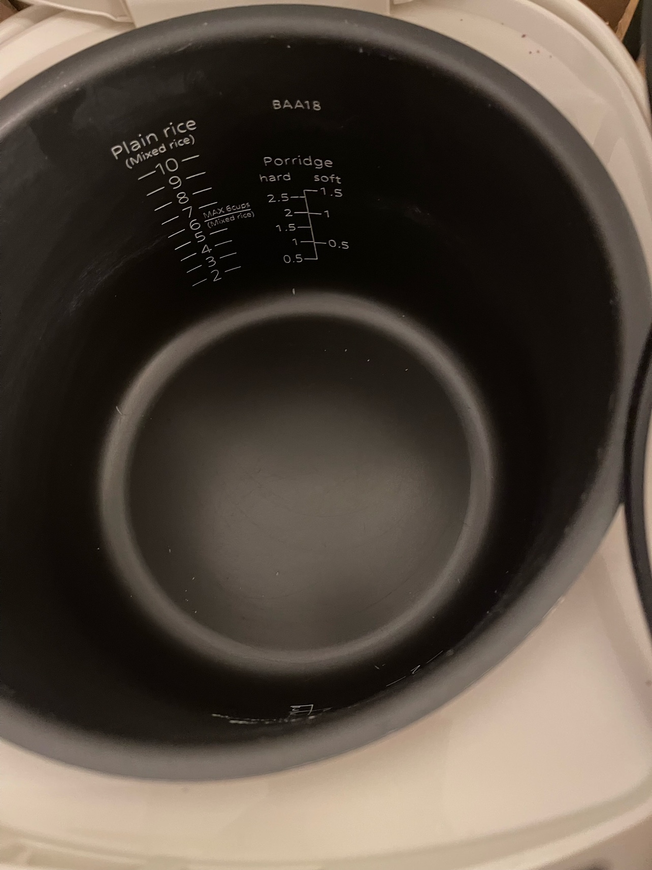 Rice cooker like new / can deliver with small fee image indicator(5)