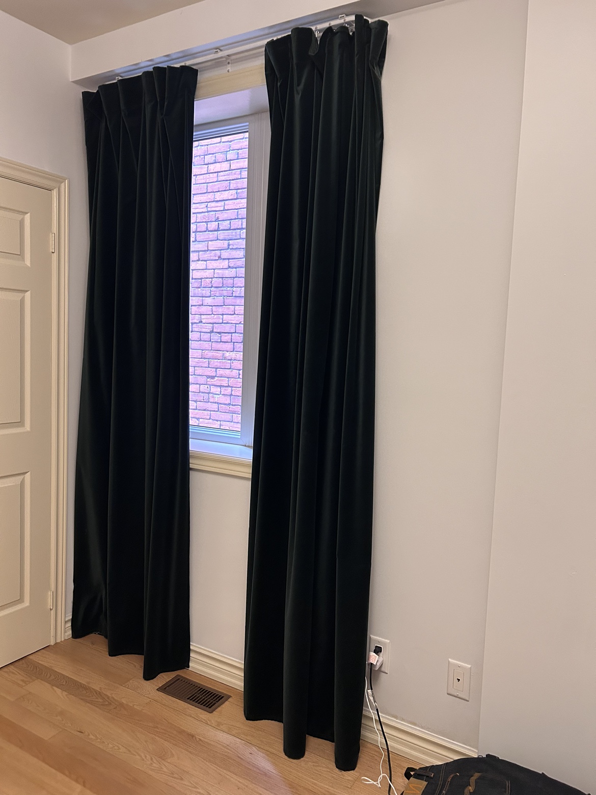dark green velvet curtains thumbnail