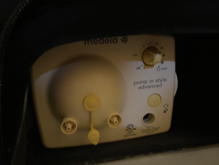 *FREE BREAST PUMP* MEDELA AND BACKPACK image indicator(2)