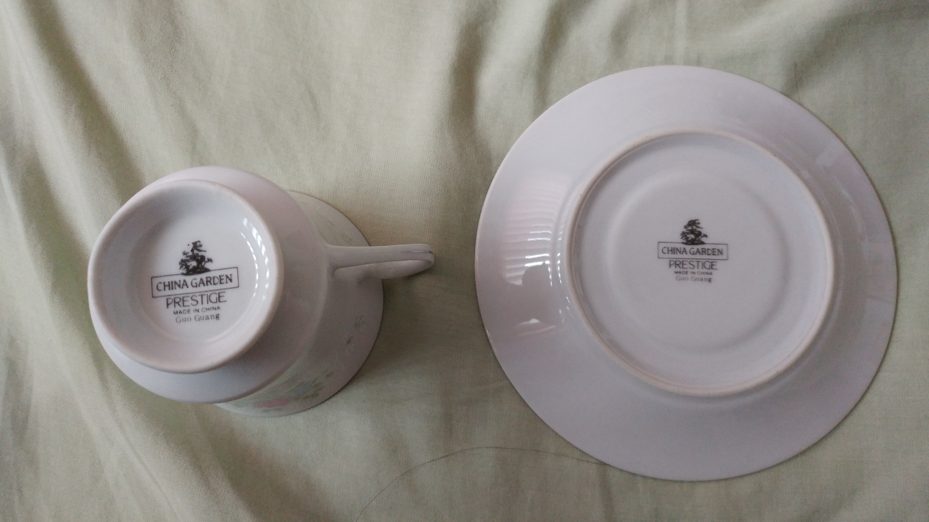 Vintage tea cup and saucer set (set of 3) - photo 4