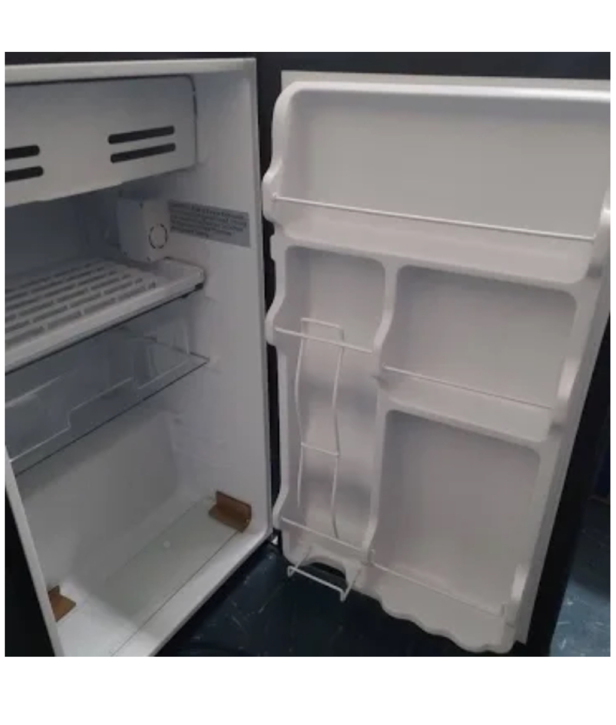 Mini fridge - photo 2