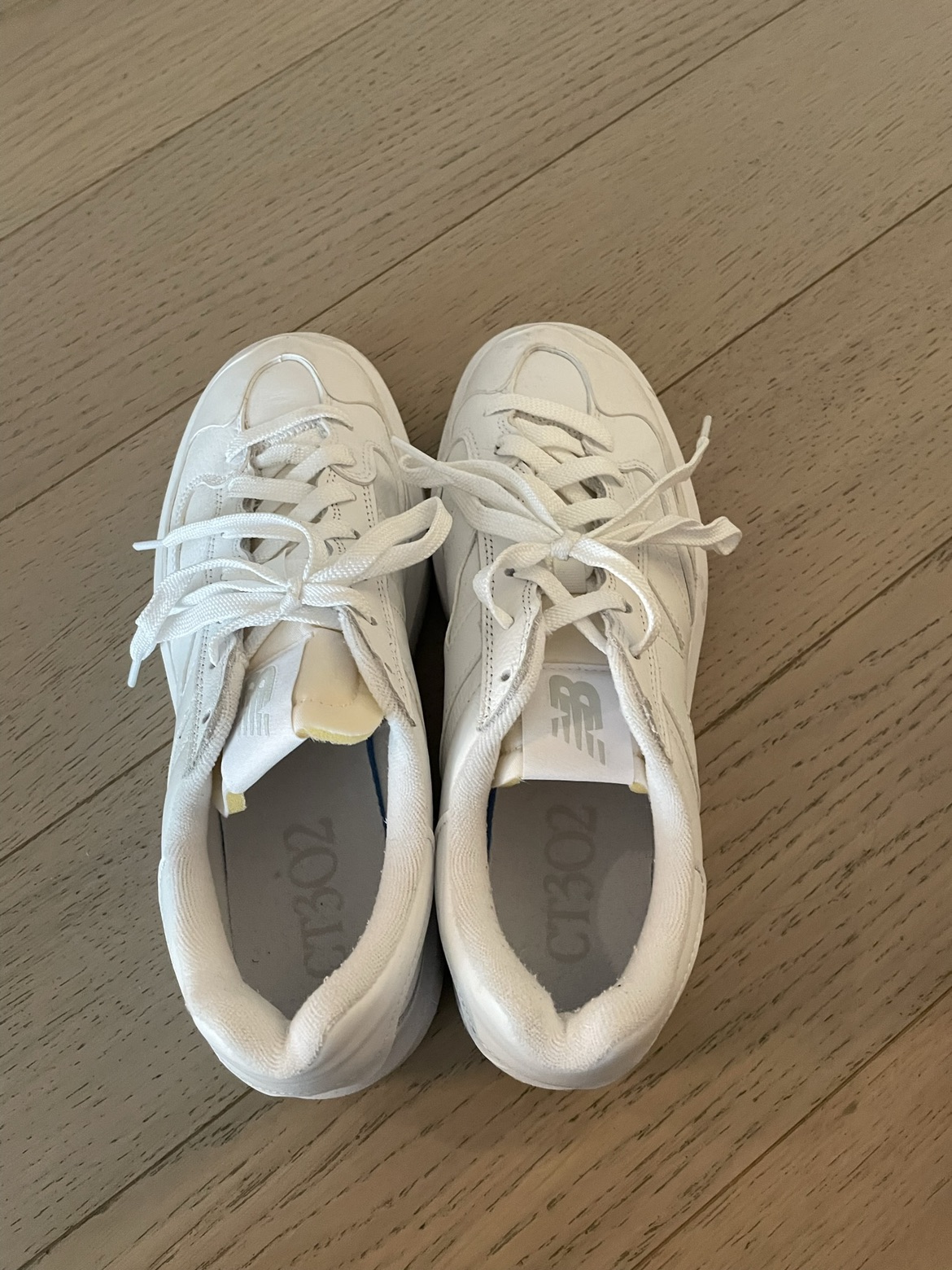 New Balance M7.5/W9.5 thumbnail