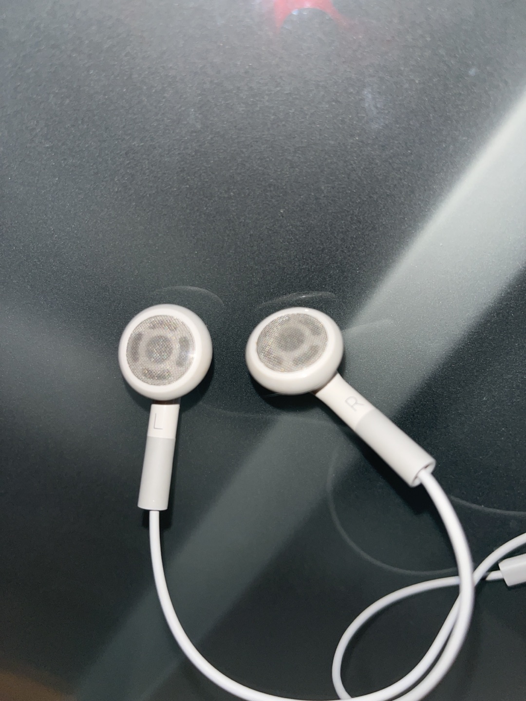 Apple Headphones thumbnail