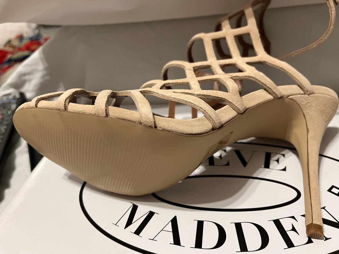 BNIB Steve Madden women’s high heel shoes image indicator(6)