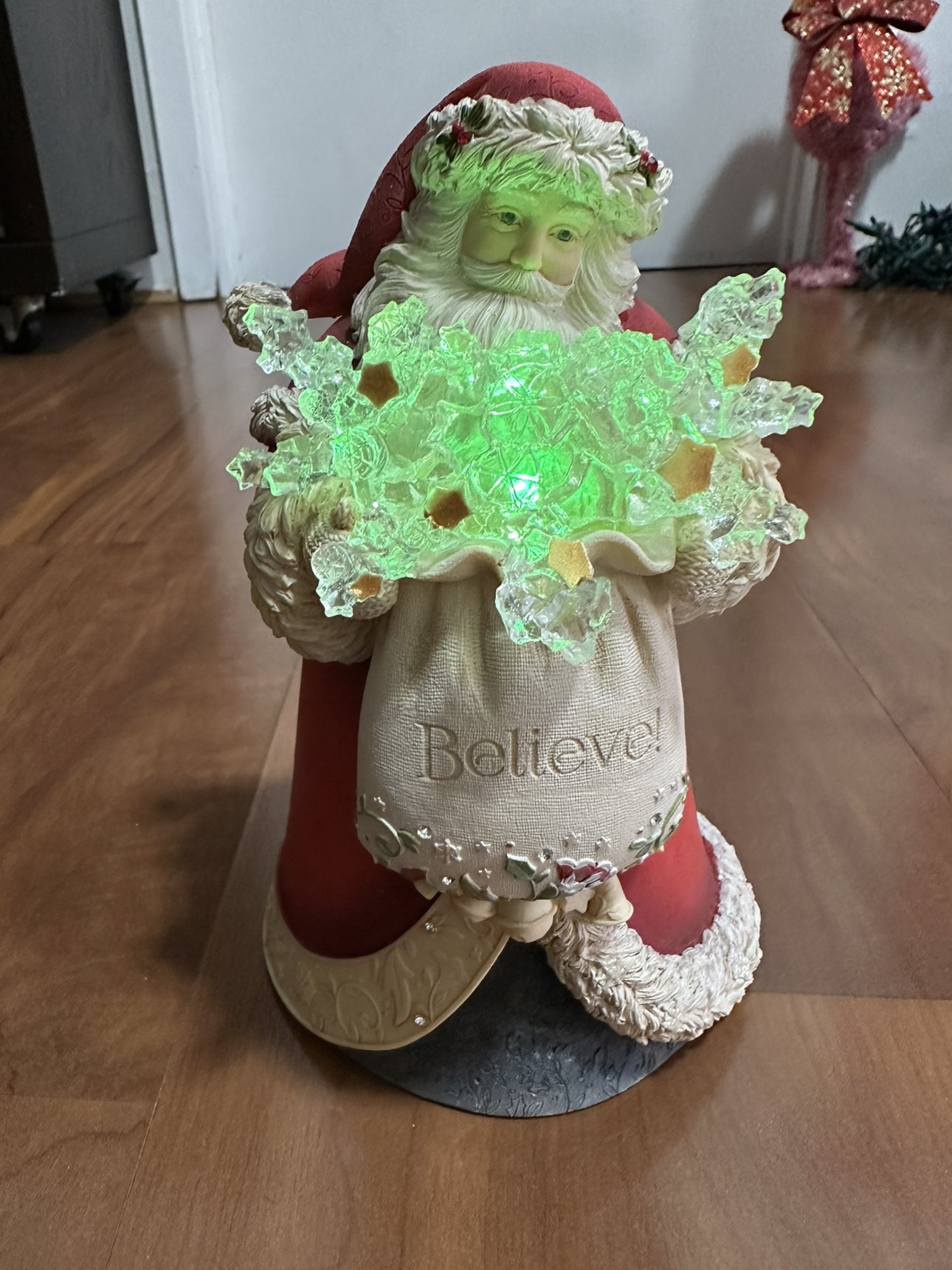 Heart Of Christmas Hrtch Santa-Believe Figurine  ENESCO image indicator(2)