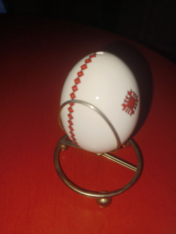 Ukrainian Easter egg (ceramic) with stand thumbnail