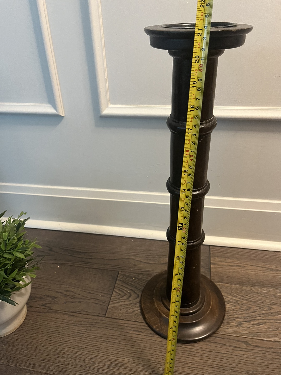 Eclectic wooden stand for plants, candles and more image indicator(7)