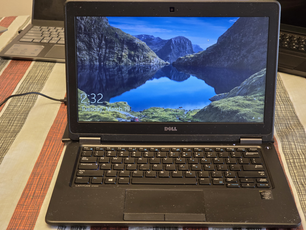 Dell Latitude E7450 14" Core i7 - 5th Gen 8G 256G