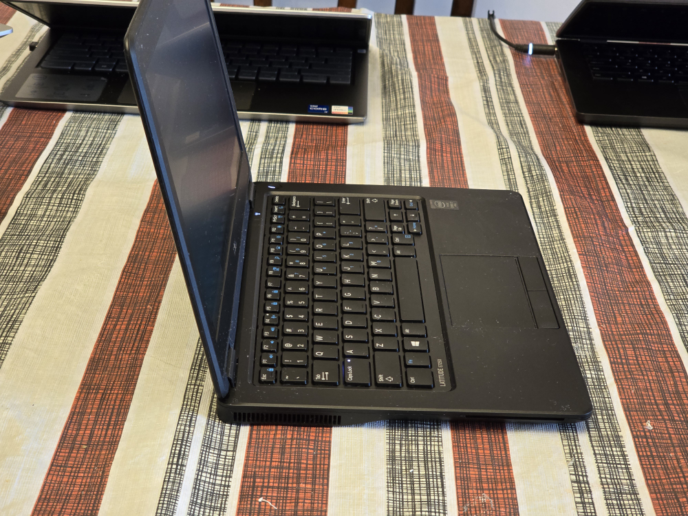 Dell Latitude E7450 14" Core i7 - 5th Gen 8G 256G - photo 5