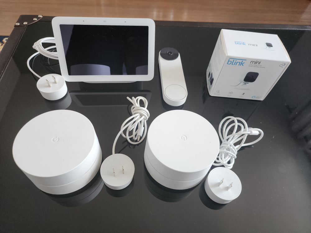 google home devices all together - photo 2