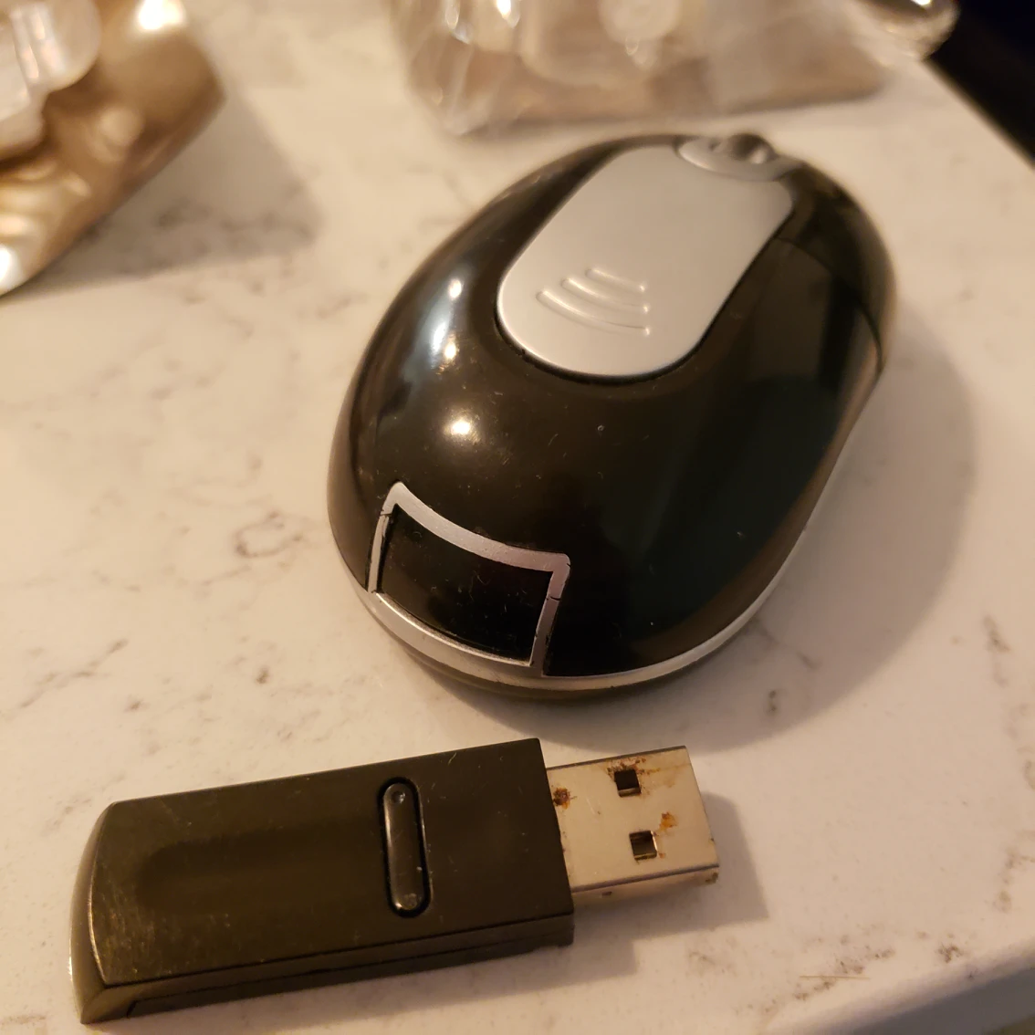 #freecycle Free Wireless Mouse #freecycle thumbnail