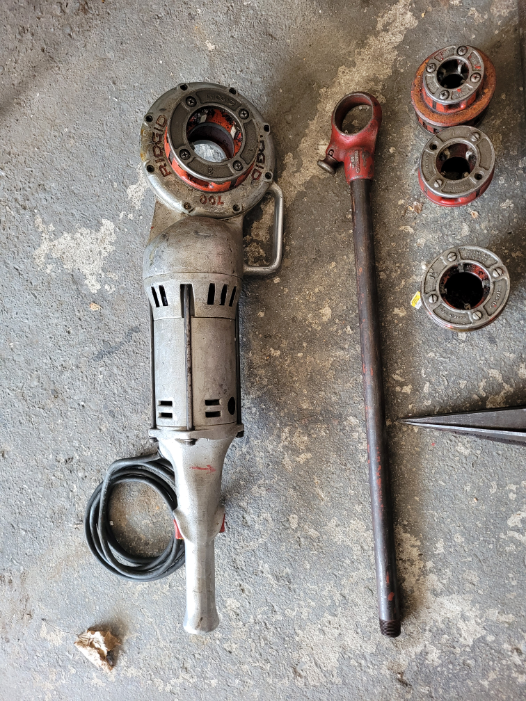rigid 700 pipe threader and accessories - photo 2