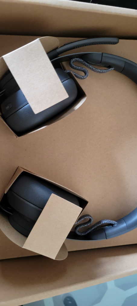 Logitech Zone 900 Wireless Noise Cancelling On-Ear Headset image indicator(4)