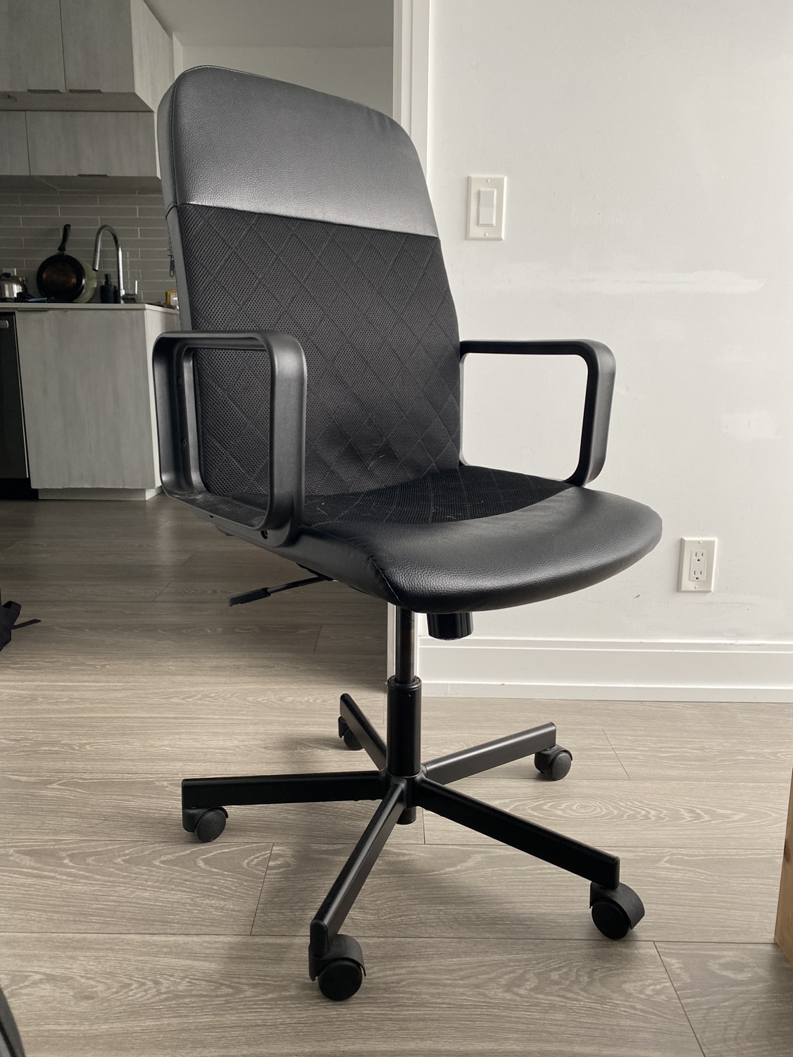 IKEA Office chair (RENBERGET)
