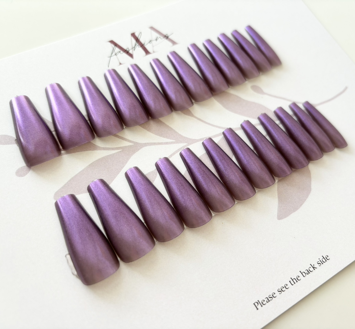 Press on nails (free nail care kit) FREE DELIVERY on 3 sets