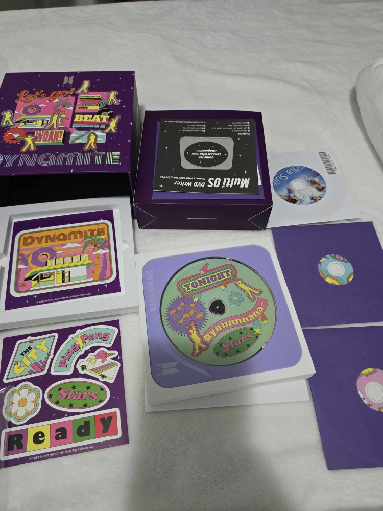 BTS Dynamite Dvd player - photo 2