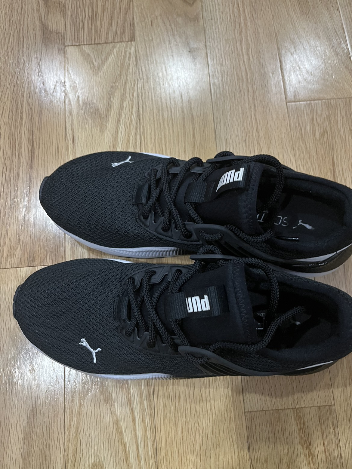 PUMA Mens Pacer Future Sneaker size US 9