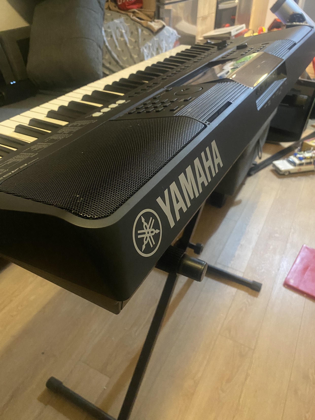Yamaha PSR 453
