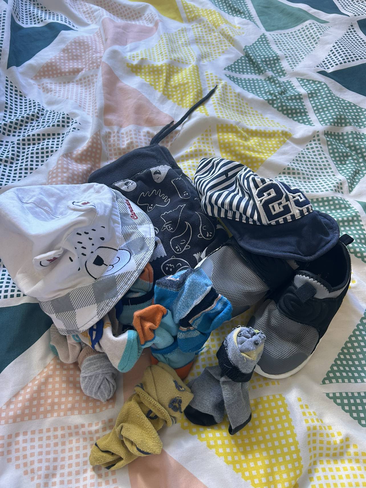 2-5 years old boy Cloths <includes EVERYTHING $30> - photo 5