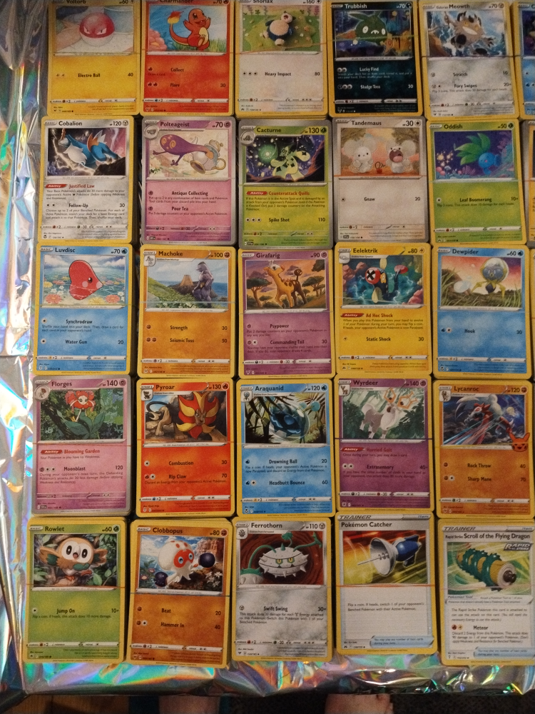Lot of 3,850 Pokemon Cards Mint Condition  2021-2023 - photo 2