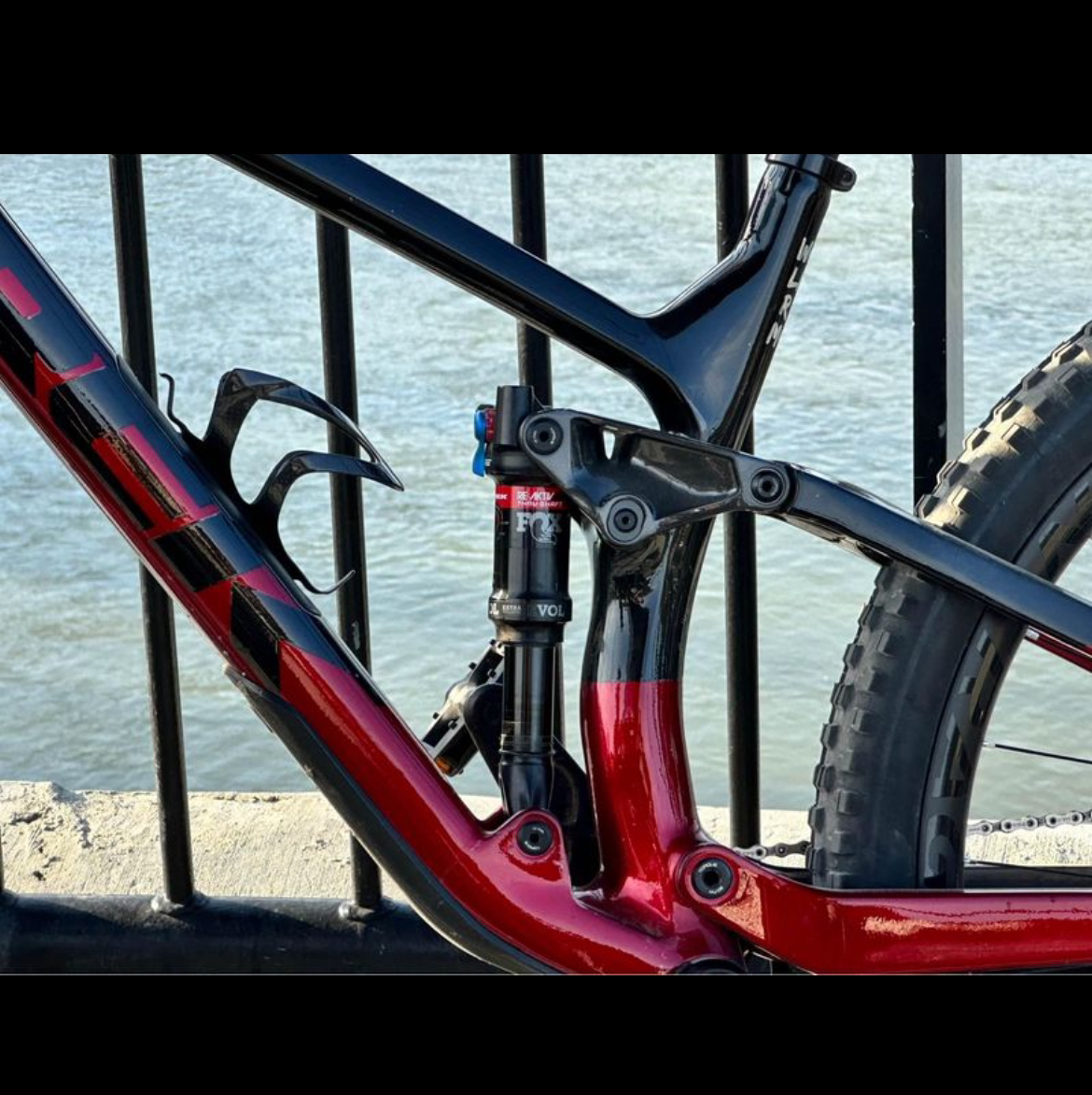 Trek Fuel EX 9.8 XT Gen 5 - photo 3
