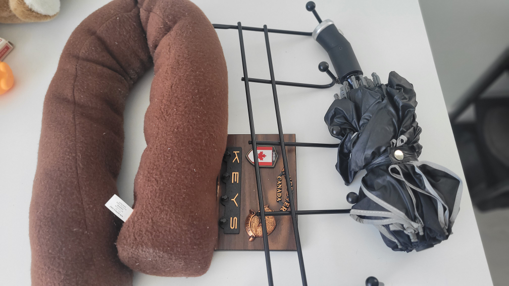 Free assorted items - photo 2