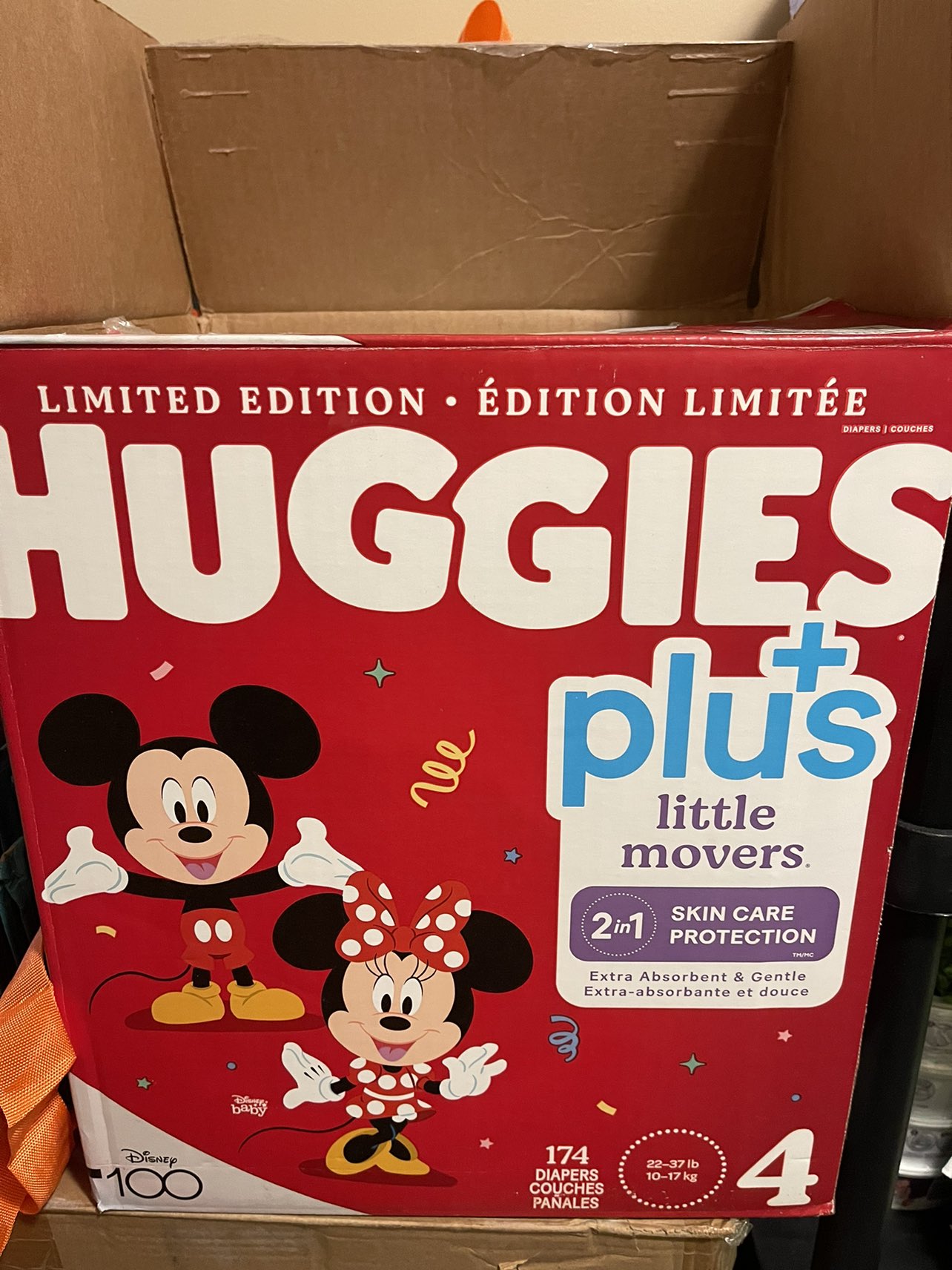 Costco Huggies size 4