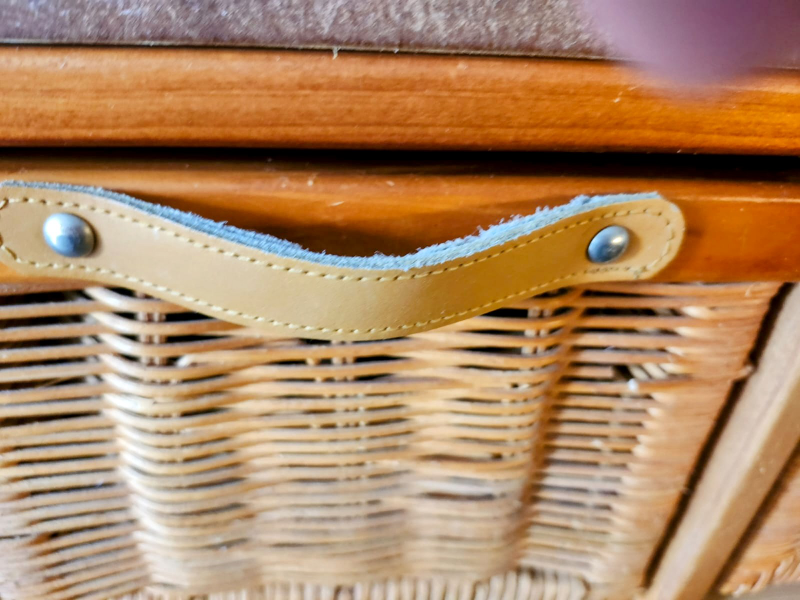 Canadian Tire Large Wicker Chest, Honey image indicator(5)