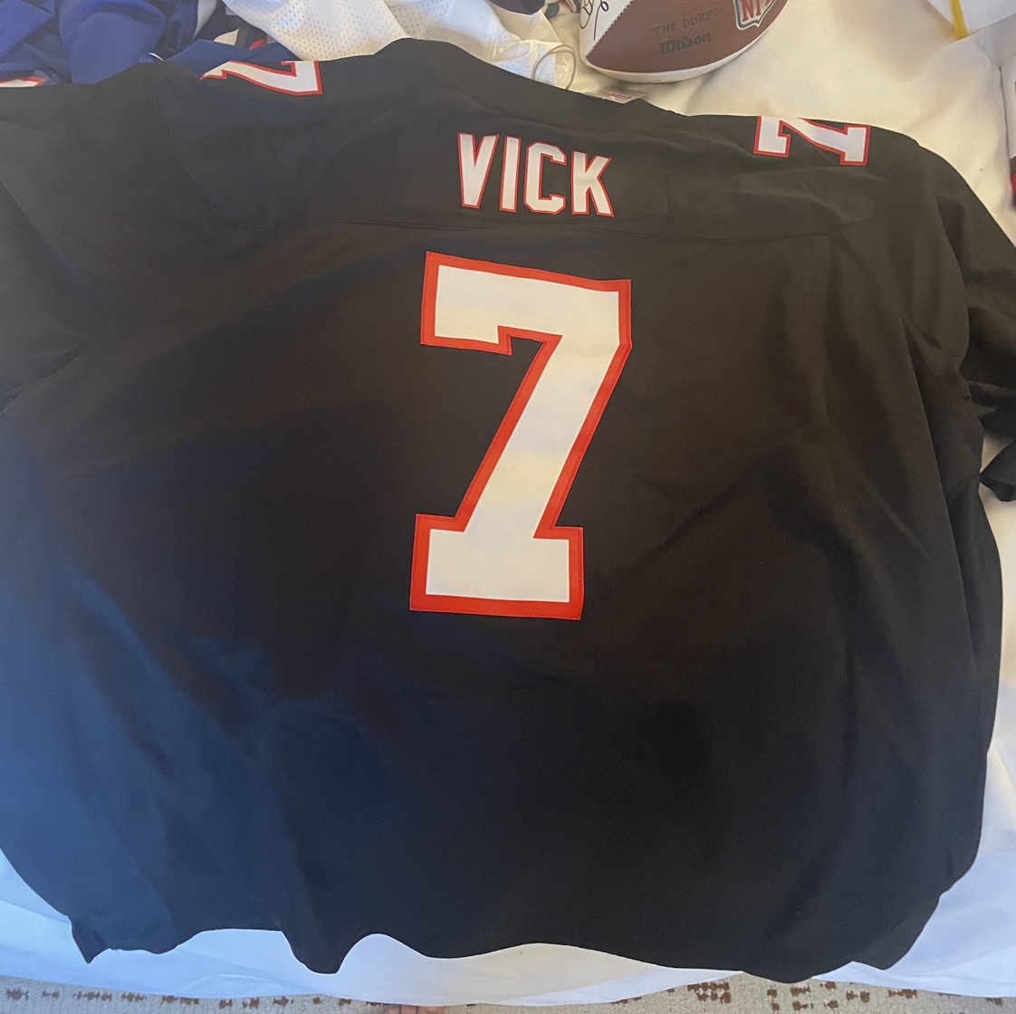 Michael Vick Signed Jersey - photo 2