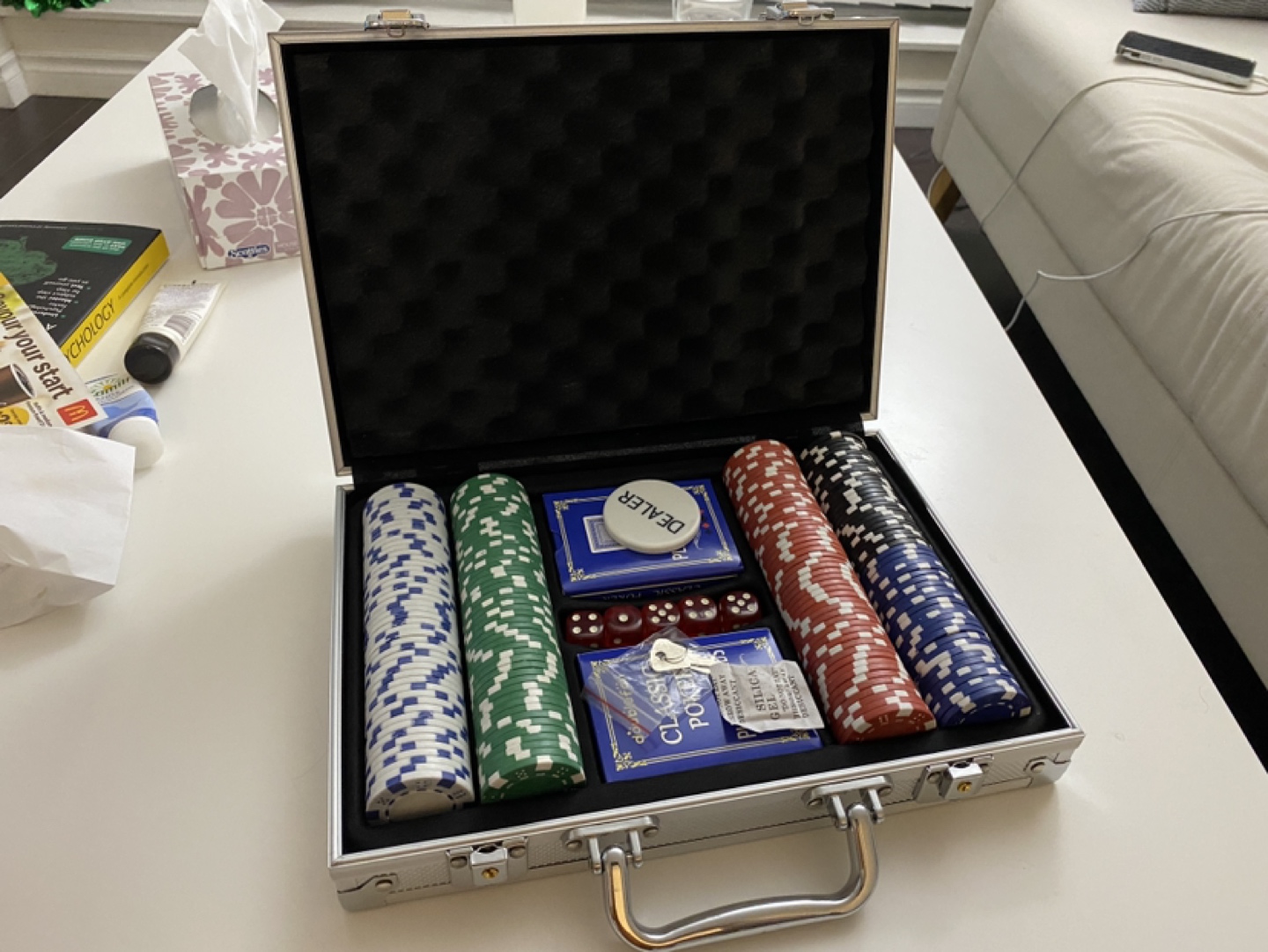 Poker chips 200 count