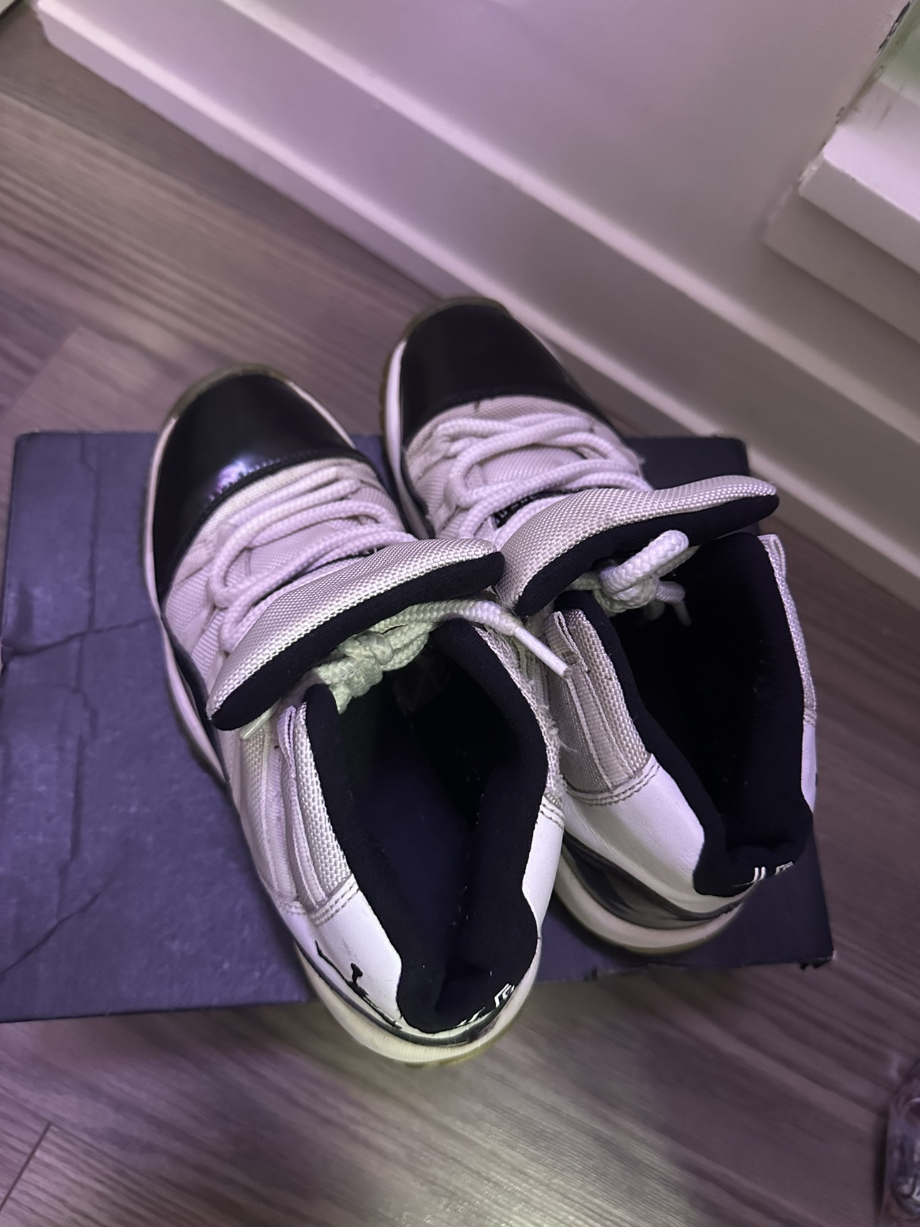 AIR JORDAN 11 CONCORD image indicator(3)