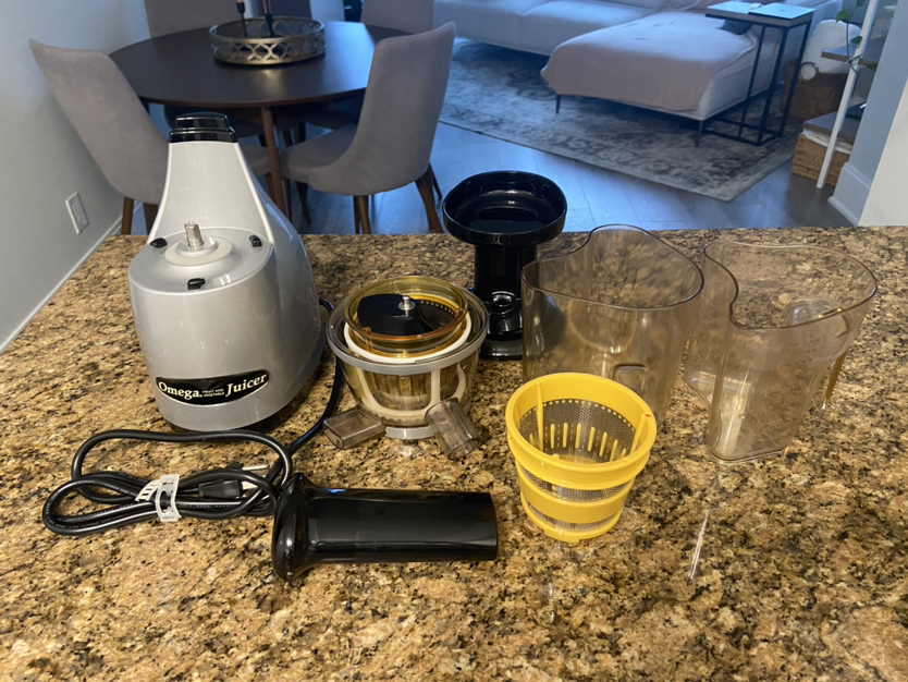 Omega VRT Vertical Masticating Juicer - photo 2