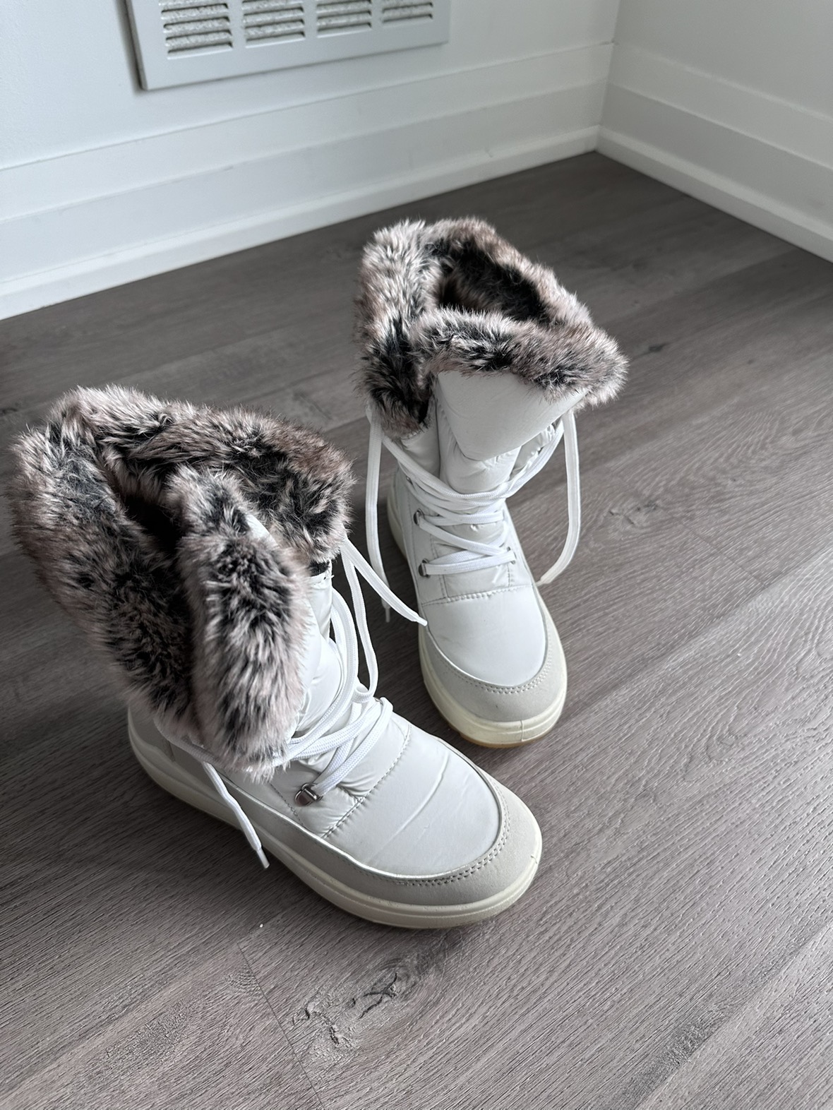 Browns - Artica Women Snow boots (Waterproof) thumbnail