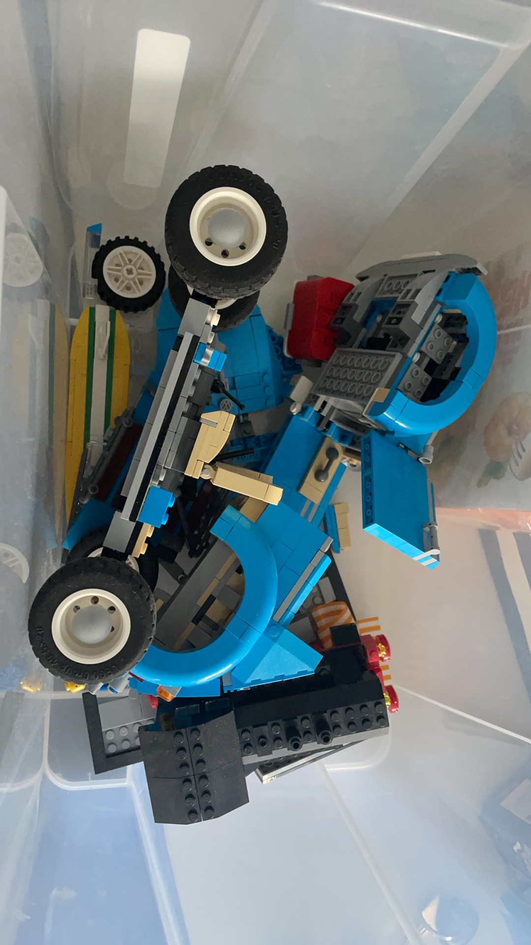 LEGO Creator Expert Volkswagen Beetle 10252 Set (1167 Pieces) - photo 2