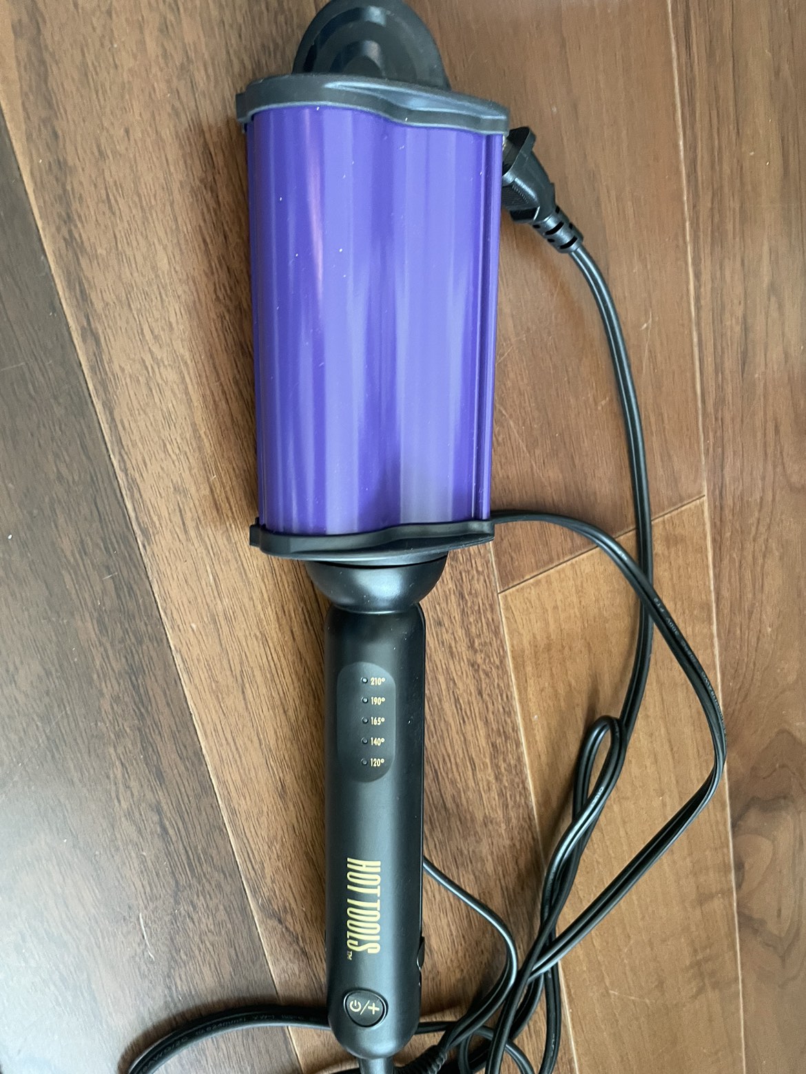 Hot Tools Beach Hair Waver thumbnail