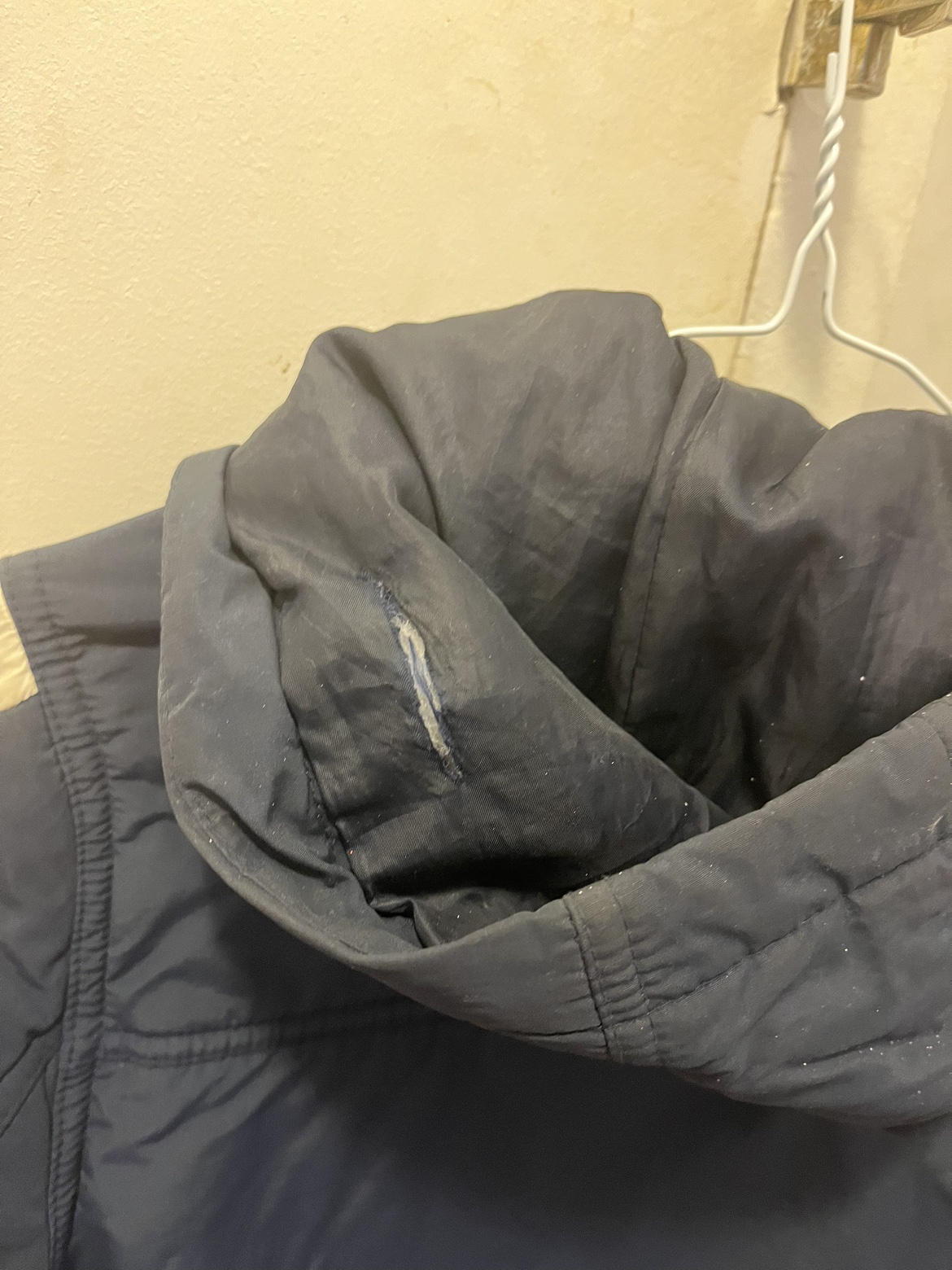 Winter jackets image indicator(3)