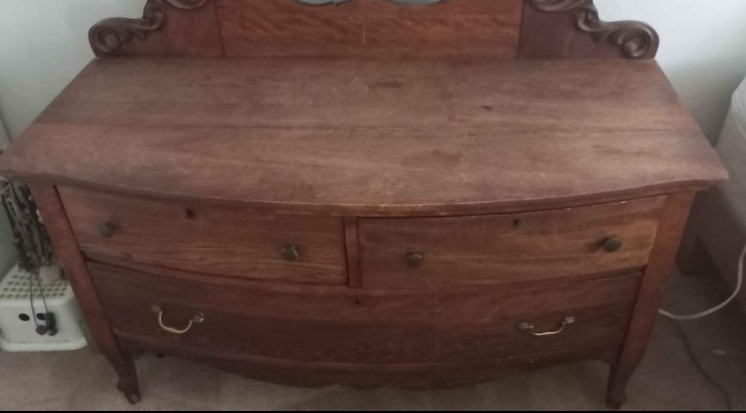 Beautiful  wooden antique dresser - photo 4