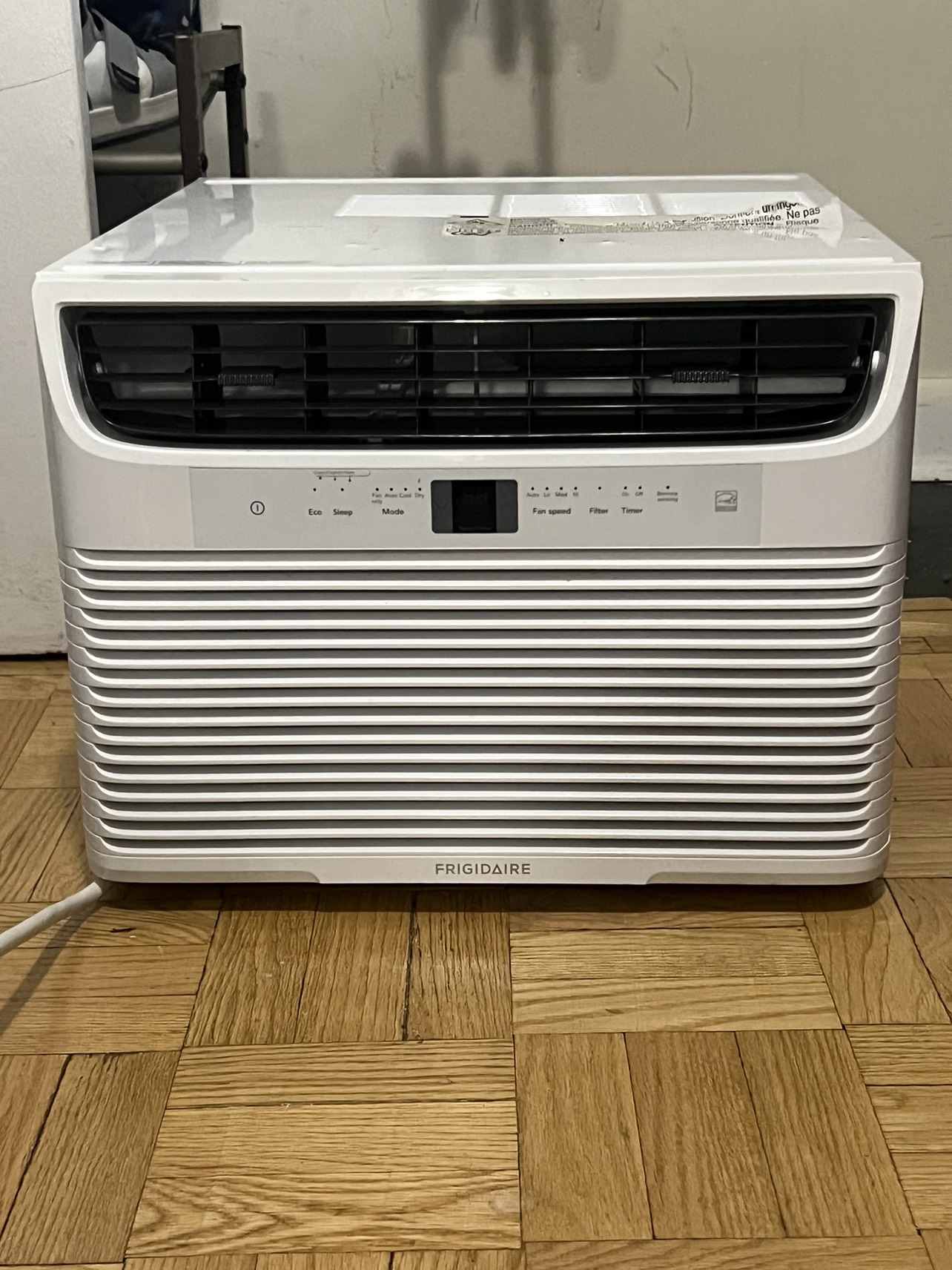 FRIGIDAIRE white - photo 4