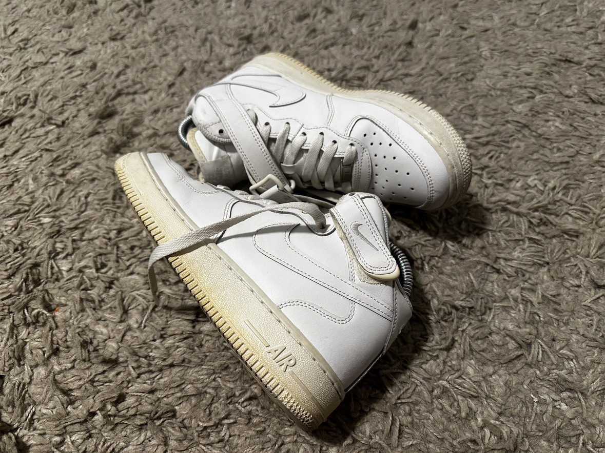 Nike AF1 Mids GS image indicator(4)