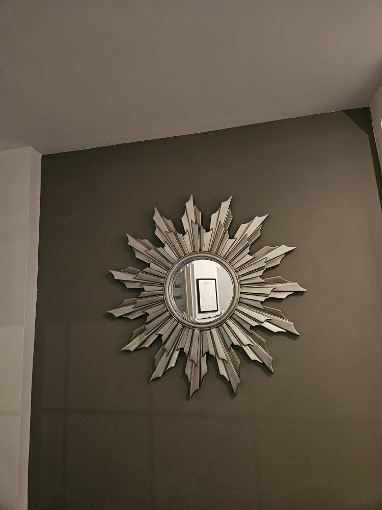 Sun shaped Wall Mirror
