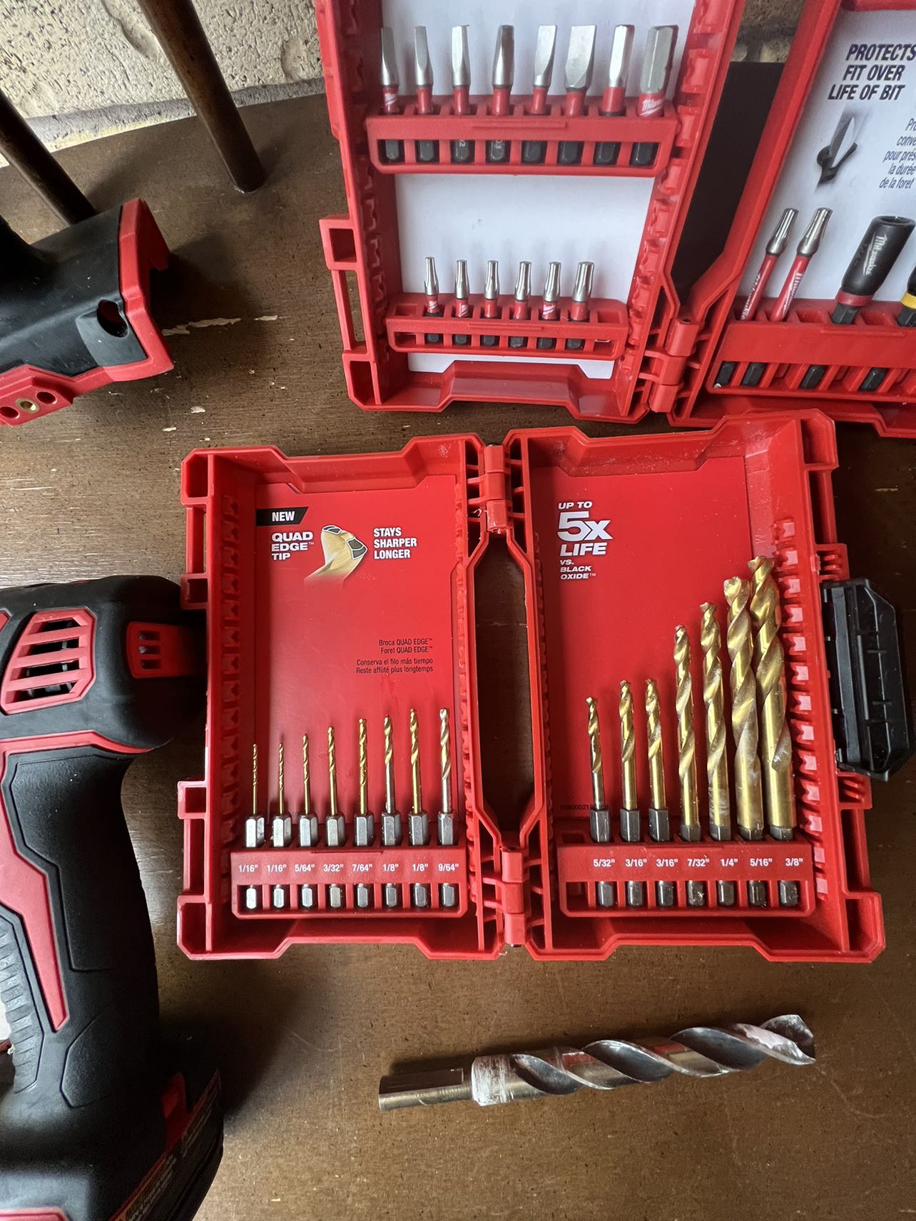 Milwaukee Hammer Drill and Impact Driver Set with Contractor Bag - photo 2