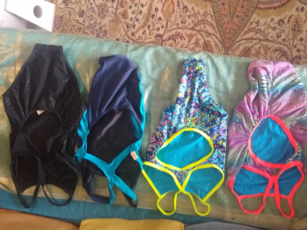 Swimsuits Youth Size 26 - photo 2