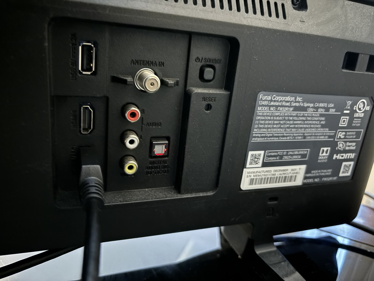 32 inch Sanyo smart TV. - photo 5