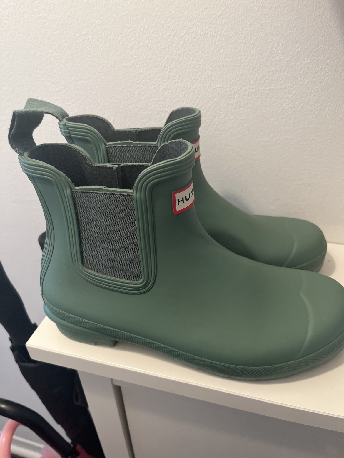 MAKE AN OFFER 😁 Hunter rain ☔️ boots 🥾 image indicator(5)