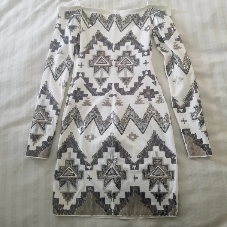 EXPRESS Gold Sequins Mini Elegant Formal Dress XS image indicator(2)