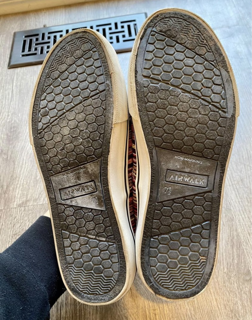 Airwalk Patterned Walking Shoes image indicator(5)